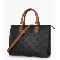 RTW Creation - Black and brown on-the-go handbag