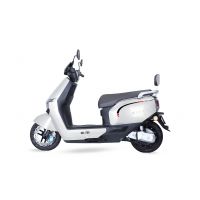 Hi Speed RM-i700 Scooty_White